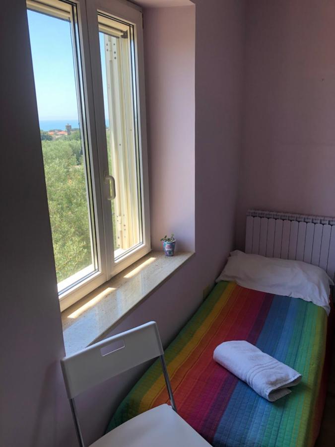 Cali-Formia B&B Esterno foto
